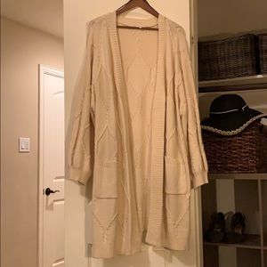 Women’s plus size sweater